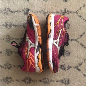 Mizuno Running Shoes